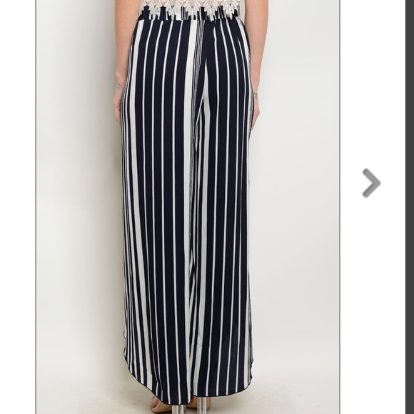 CLOSET CLOSINVACATION PANTS BLUE AND WHITE STRIPED - Picture 4 of 7